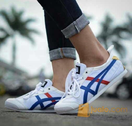 sepatu asic