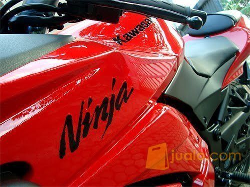  motor  kawasaki ninja  250  cc tahun  2012  plat AD Surakarta 