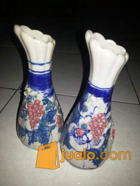 pot bunga  keramik  Depok Jualo