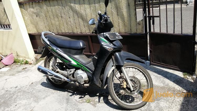  Motor  Honda Supra  X  125  D Jan 2007 Warna Hitam Striping 