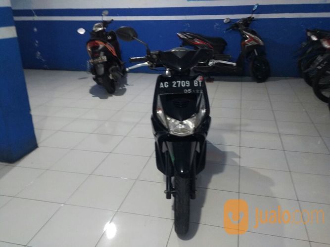 HONDA BEAT  Karbu  2012  Warna Hitam Kediri Dengan Surat 