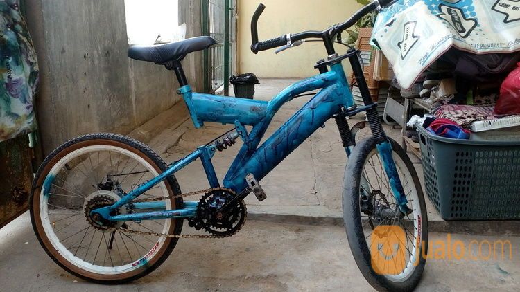  Sepeda  Anak  Laki Laki Everbest Tangerang Jualo