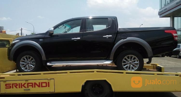 Mitsubishi Strada  Triton Exceed 4x4 Mt At Turbo Tangguh 