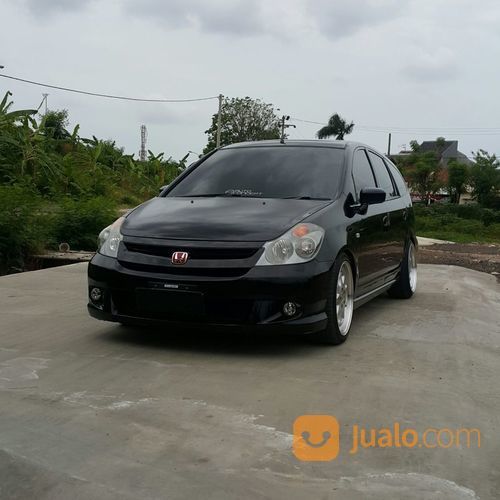  Mobil  Honda  Stream  2 0 At 2004 Kab Cirebon  Jualo