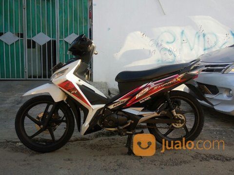 Honda Supra  X  125  CW Pgm FI 2014 Bekasi  Jualo