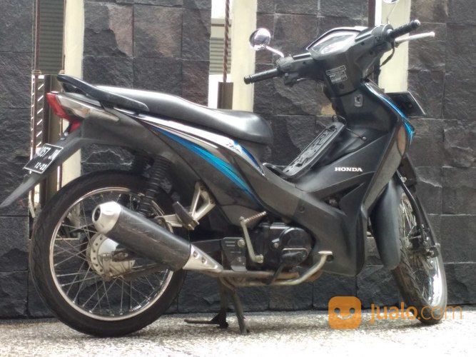 Honda Revo  Fit  110 Cc  Mulus Surat Surat Lengkap Taat Pajak 