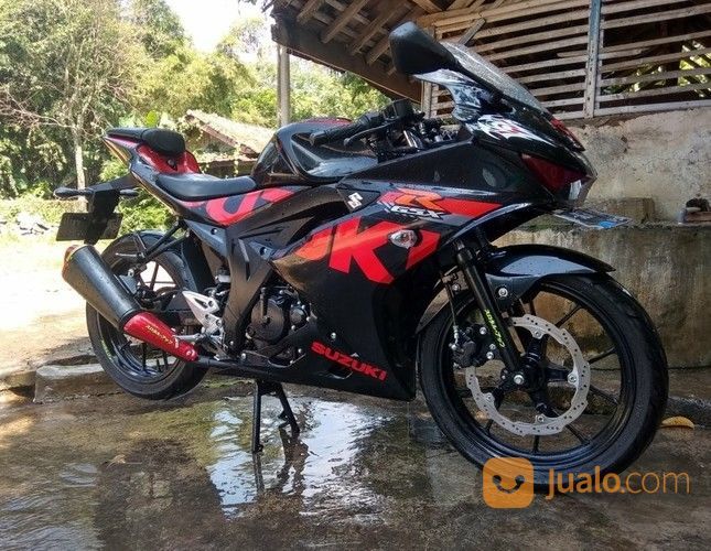 Suzuki GSX  R150  Mulus Kab Bandung  Jualo