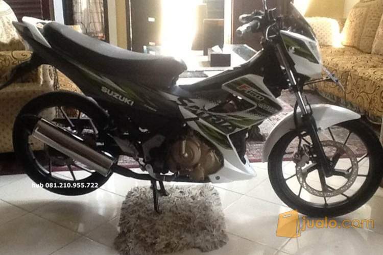  Modifikasi  Motor  Satria  Fu  Warna Hitam Putih 1000 