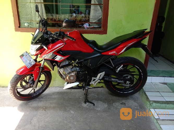 Honda Cb  150r 2017 Makassar  Jualo