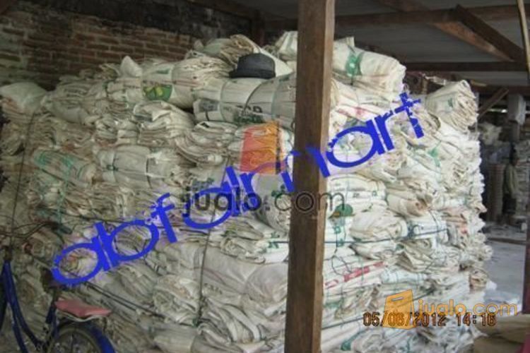 Karung plastik  bekas  pupuk 50kg Surabaya Jualo