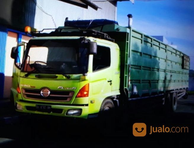 Truk HINO TRONTON Long Chasis FL 260 JW Surabaya Jualo