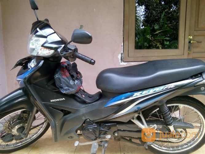  Revo  Fit  2011  Pajak Baru Surat Lengkap 5 000 000 Malang 