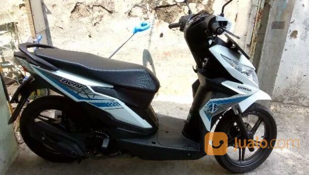  Malang  Kota Motor  Bekas  Honda  Beat 2017 FI CW Putih Biru 