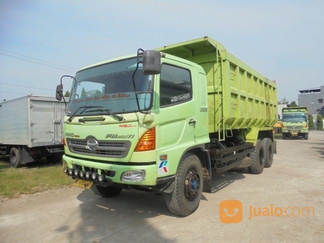 Tronton Double  Gerdang Dump Truk  Hino FM 260 JD Tahun 2012 