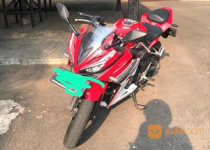  Motor  Honda  CBR 150 Tahun 2017 Dari Baru Masih Original 