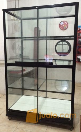  lemari  etalase kaca cocok untuk display usaha partisi 