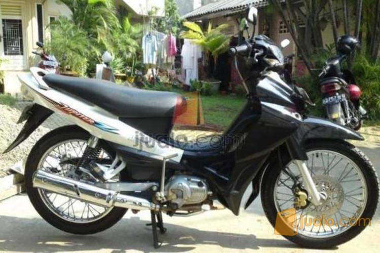 Jupiter Z1 Hitam Putih