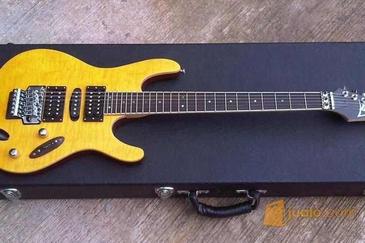 Hasil gambar untuk gambar gitar elektrik