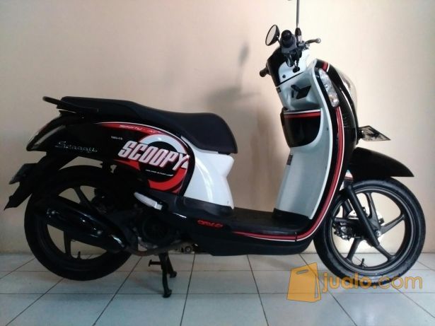 honda scoopy warna hitam tahun 2021 Bekasi Jualo