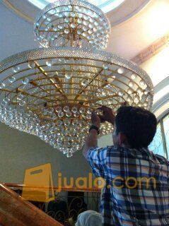 JASA SERVICE  CUCI LAMPU  HIAS  LAMPU  KRISTAL LAMPU  ANTIK DLL 