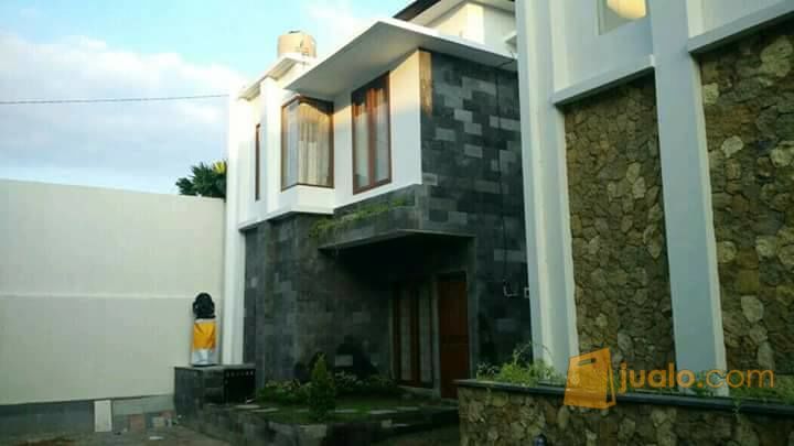 Rumah Modern Minimalis Lantai 2 Di Jln Raya Kerobokan Denpasar Bali Dekat Tiara Gatsu