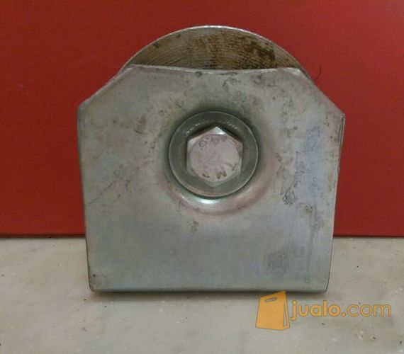  RODA  PAGAR  BESI STAINLESS TEBAL UKURAN  8 CM AS PINTU 