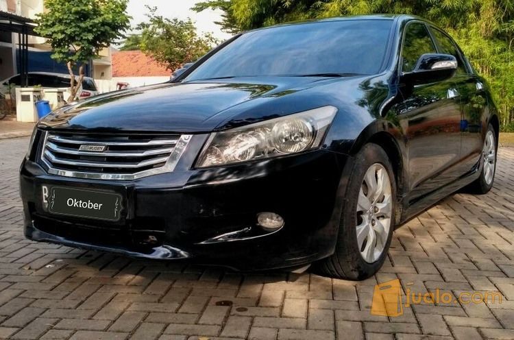  Honda  ACCORD  2 4 Vtil  AT 2010 Black metalik Jakarta 