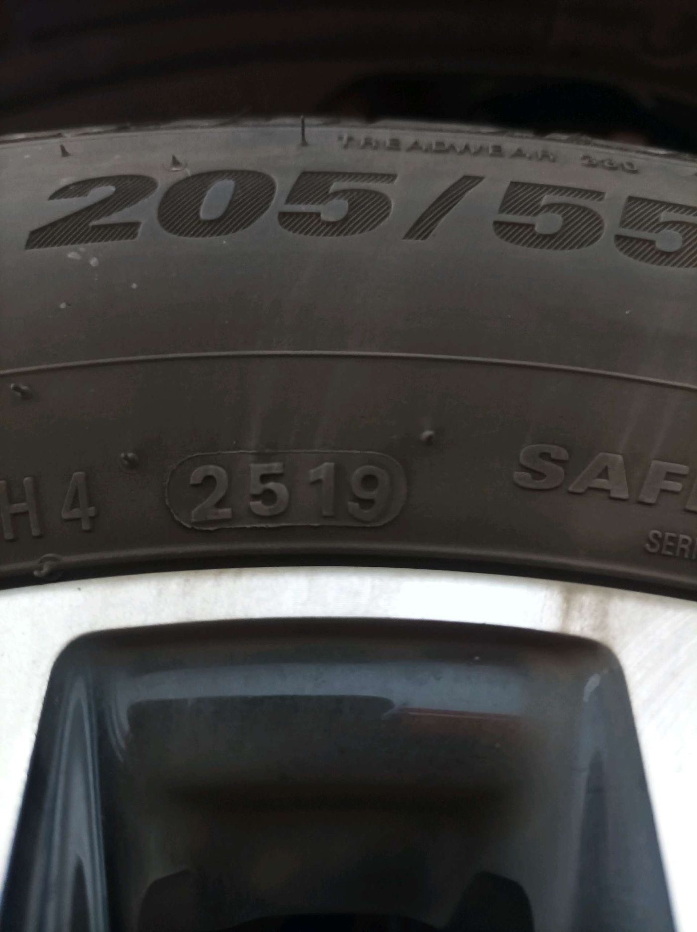 Front Tyre (Left)