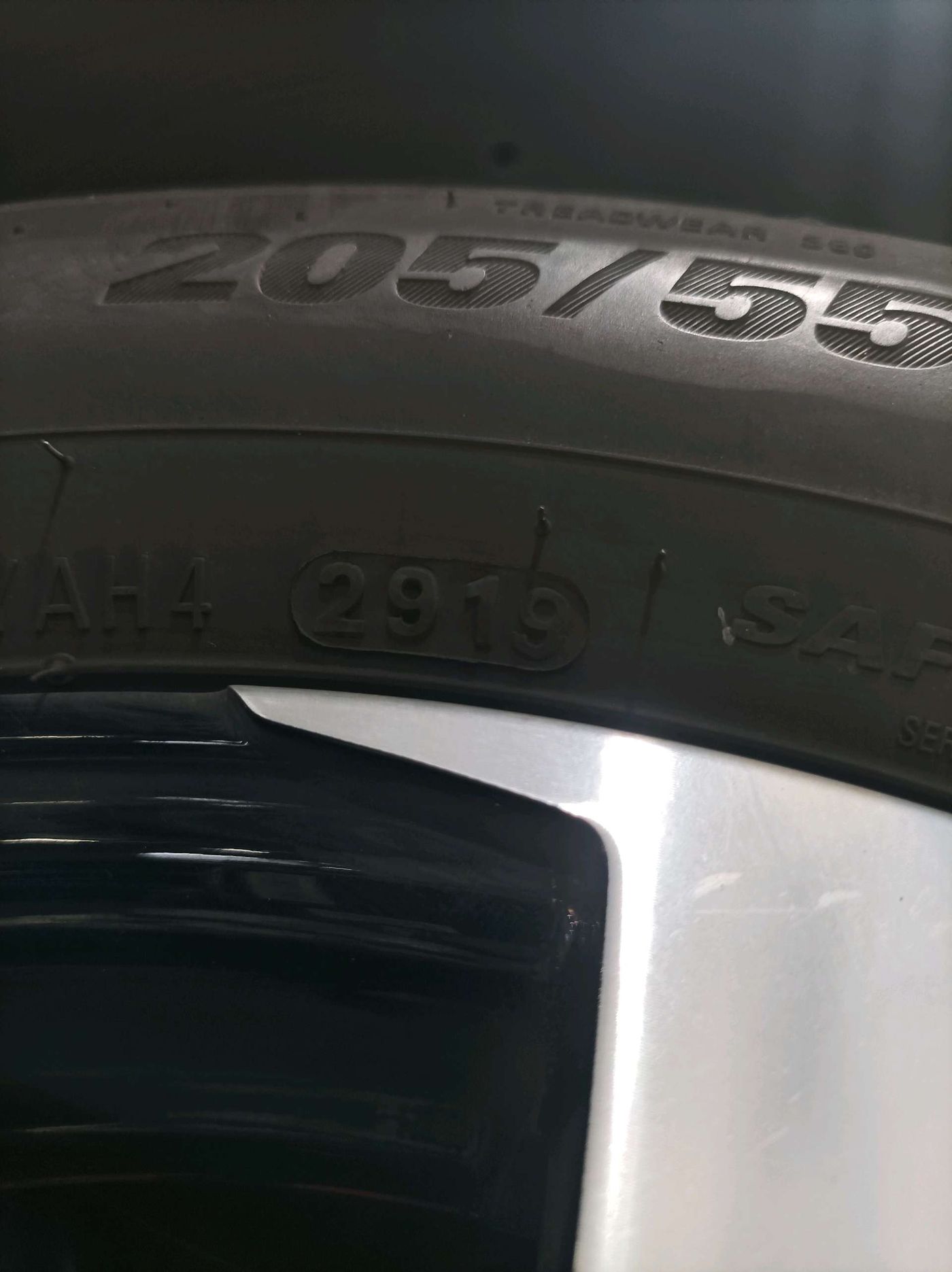 Rear Tyre (Right)