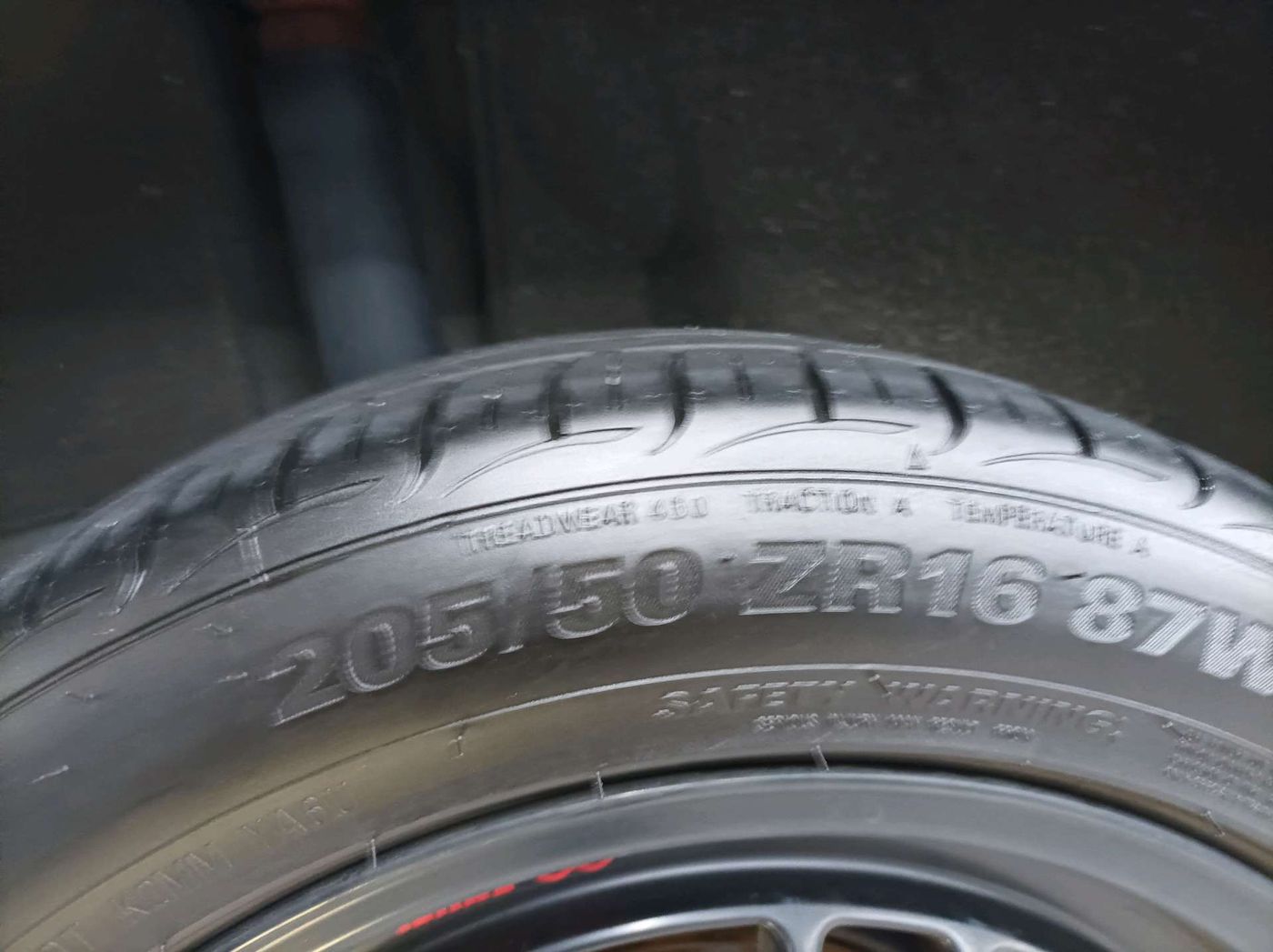 Rear Tyre (Right)