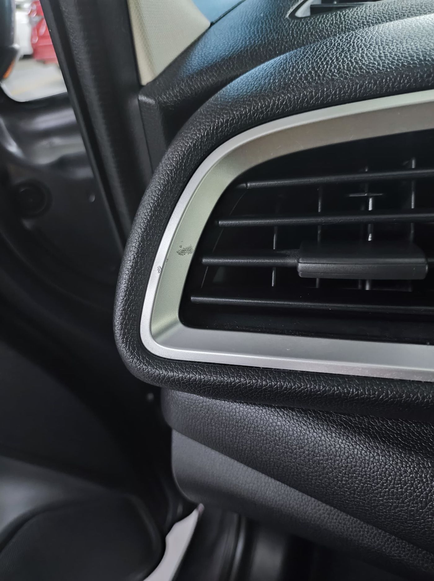 Front Aircon Vents