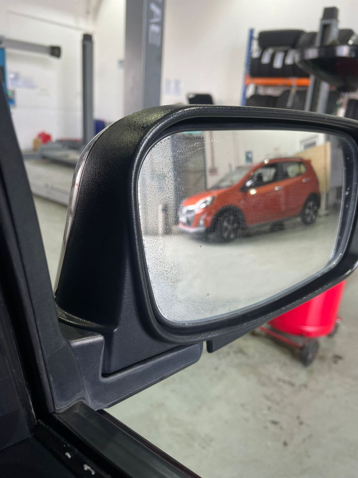 Right Side Mirror