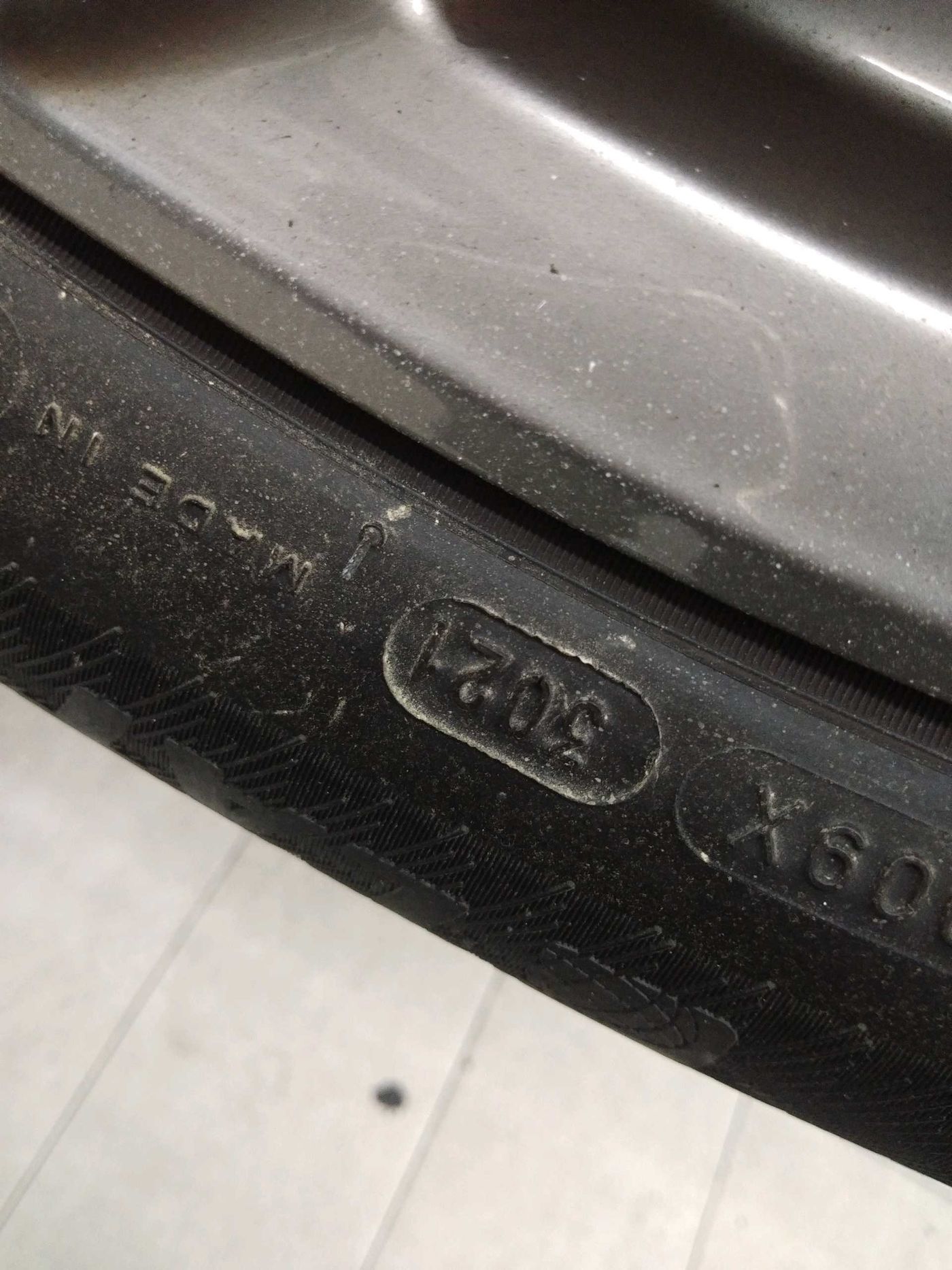 Rear Tyre (Left)