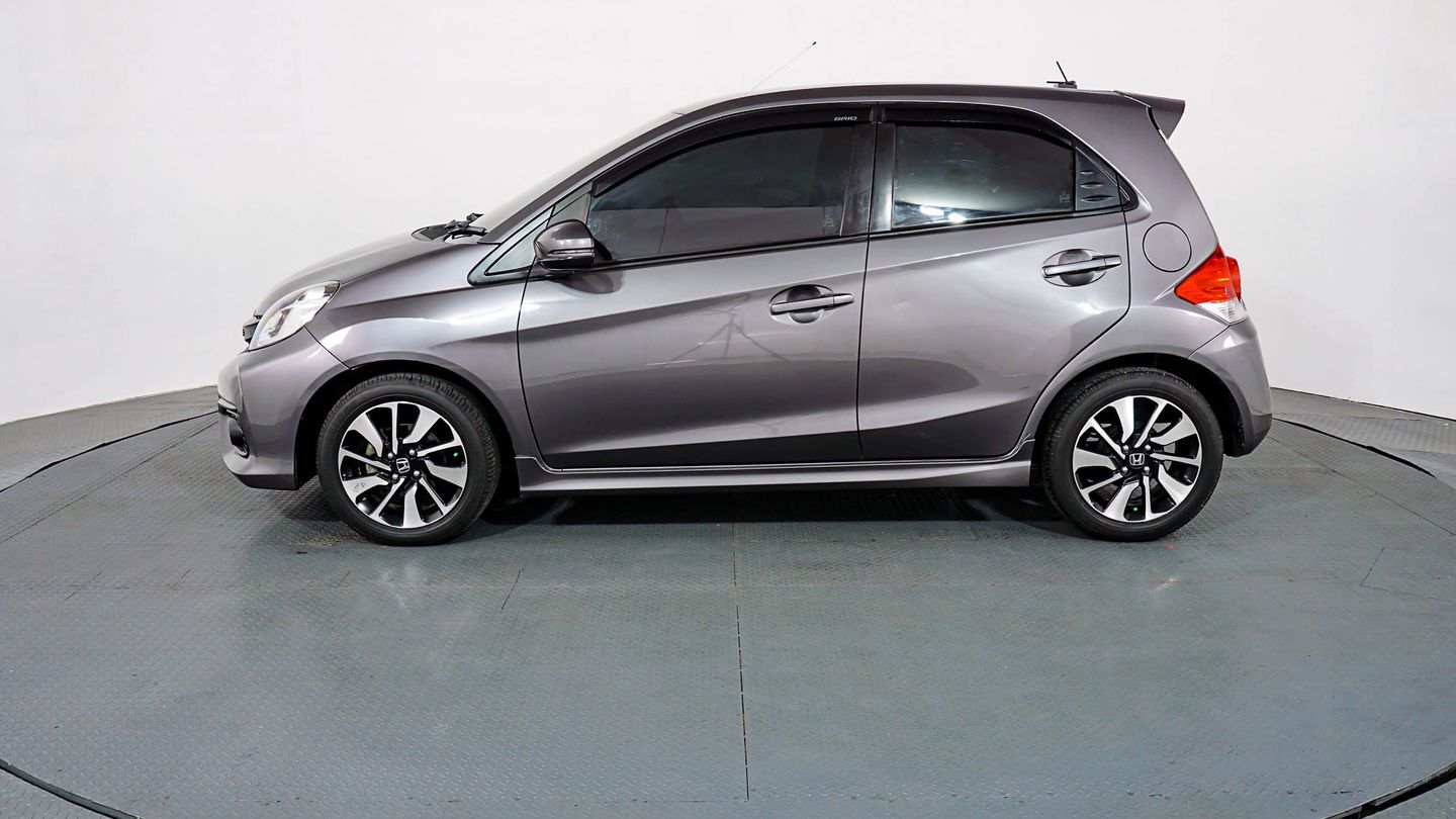 Dijual Honda Brio RS MT 2018 Abu-abu Bekas | Carro.id