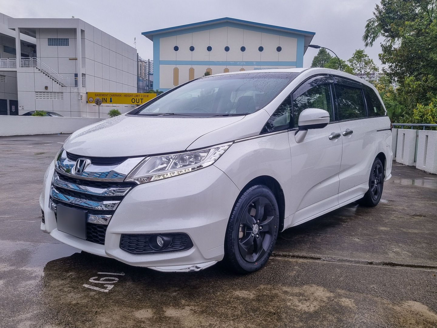 Used Honda Odyssey 2.4A EXV-S Sunroof For Sale | Carro.sg