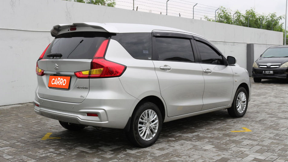 Pilihan Mobil Bekas Bersertifikasi Terbesar | Suzuki Ertiga GL MT 2018