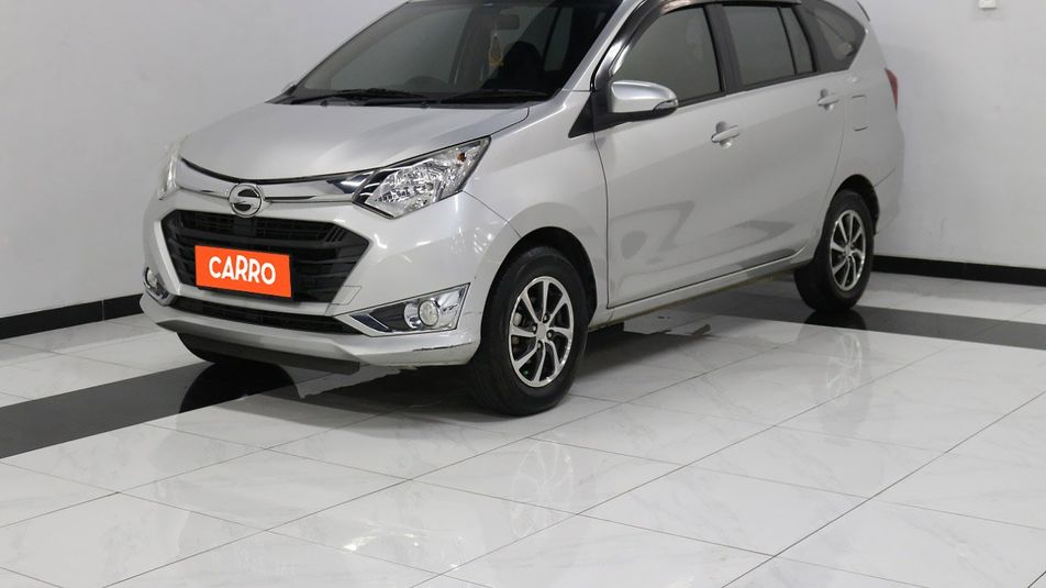 Pilihan Mobil Bekas Bersertifikasi Terbesar | Daihatsu Sigra R MT 2017