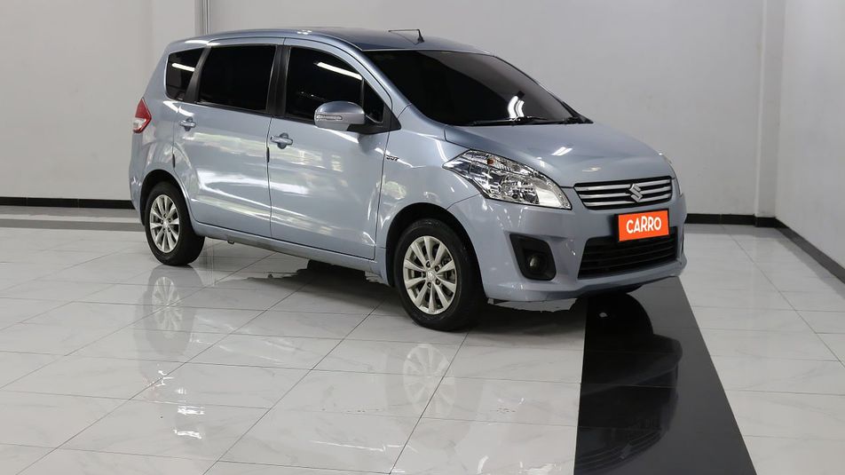 Pilihan Mobil Bekas Bersertifikasi Terbesar | Suzuki Ertiga GX AT 2013