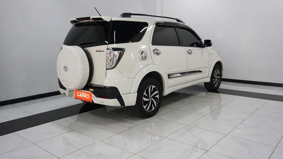 Pilihan Mobil Bekas Bersertifikasi Terbesar | Toyota Rush S TRD