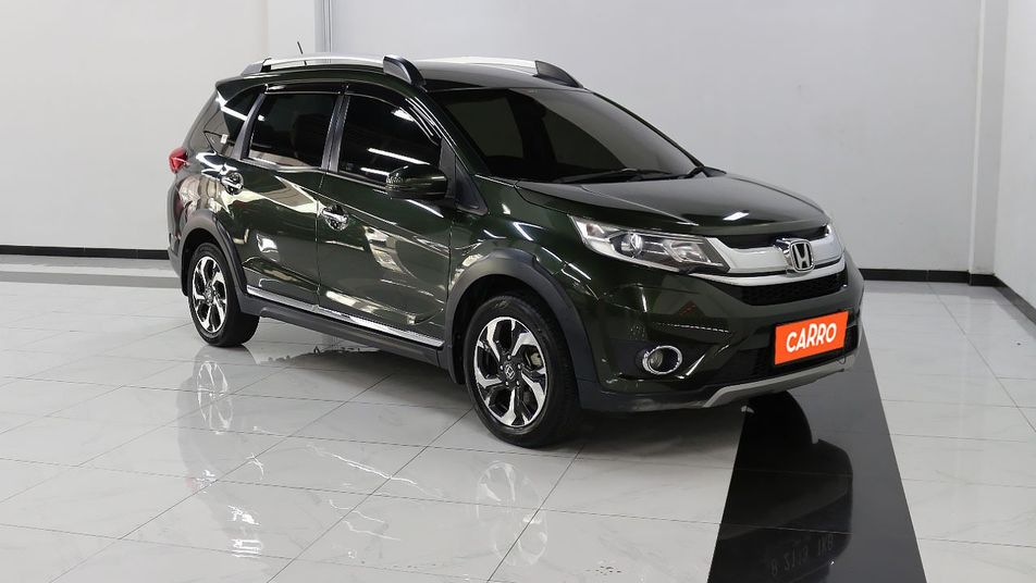 Pilihan Mobil  Bekas Bersertifikasi Terbesar Honda BRV  E 